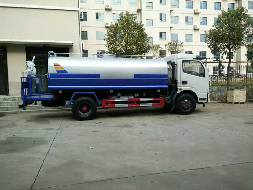 8����ˮ܇�S��