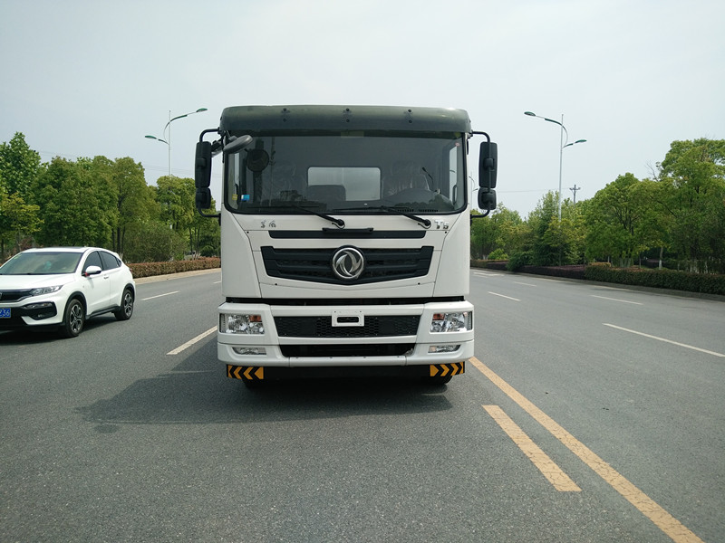 程力灑水車廠家 程力灑水車廠家