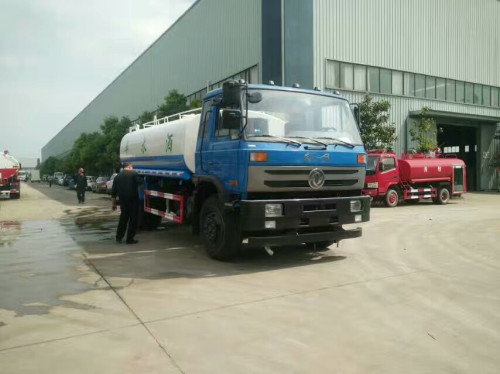 東風15噸灑水車圖片 東風15噸灑水車圖片