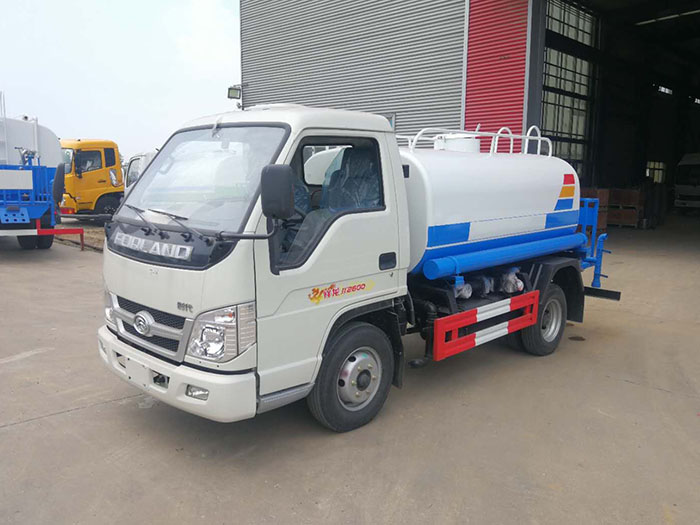 3噸灑水車 3噸灑水車