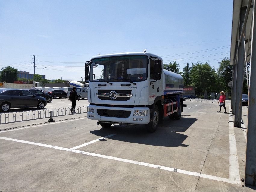 �����О�ˮ܇�S���N���������О�ˮ܇�S�҈�r���������F�N�۹�˾