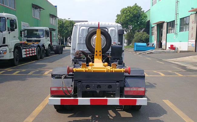 4���|�L������D6����ʽ����܇-4������ʽ����܇