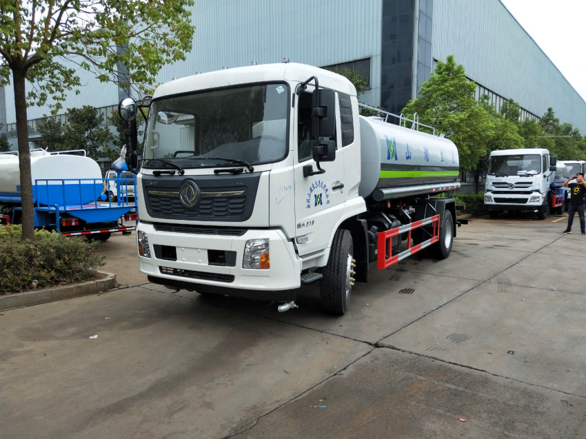 �|�L(f��ng)���\��ˮ܇����(gu��)��13����ˮ܇��һ�_(t��i)��ˮ܇��(b��o)�r(ji��)����