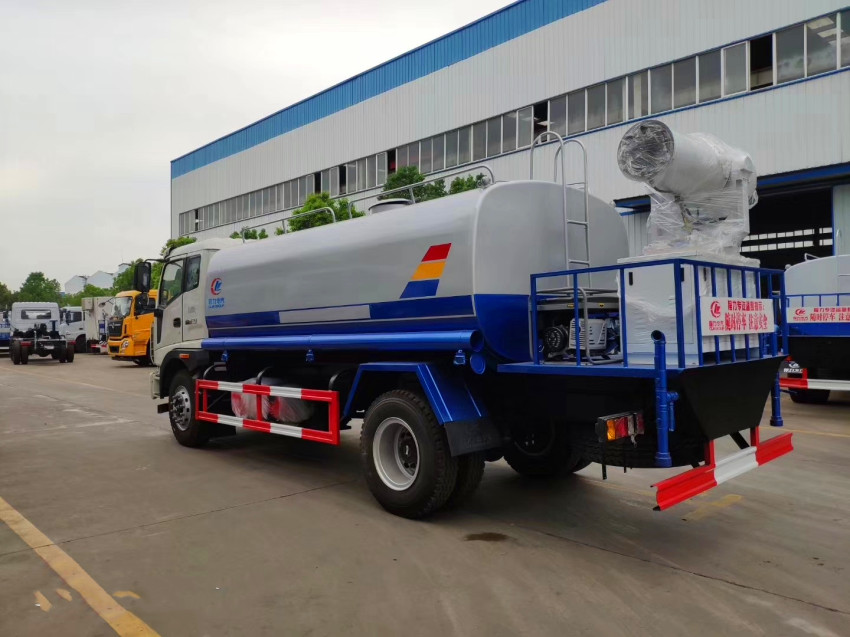 霧炮灑水車 霧炮灑水車