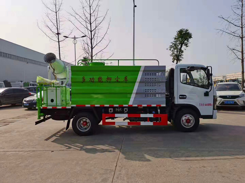 5噸藍牌灑水車 5噸藍牌灑水車